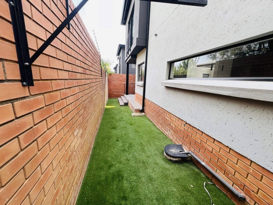 To Let 3 Bedroom Property for Rent in Edenburg Gauteng