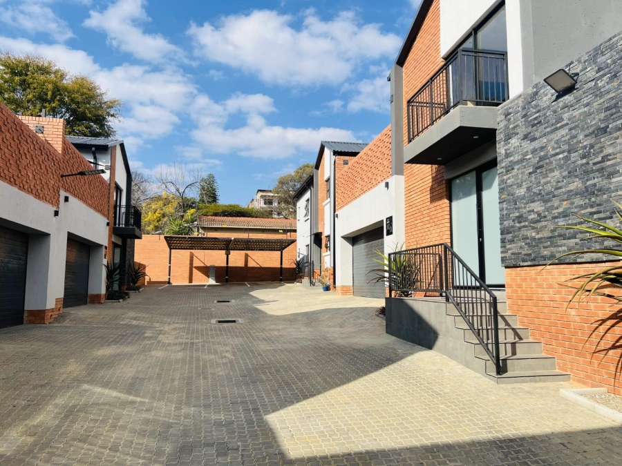 To Let 3 Bedroom Property for Rent in Edenburg Gauteng