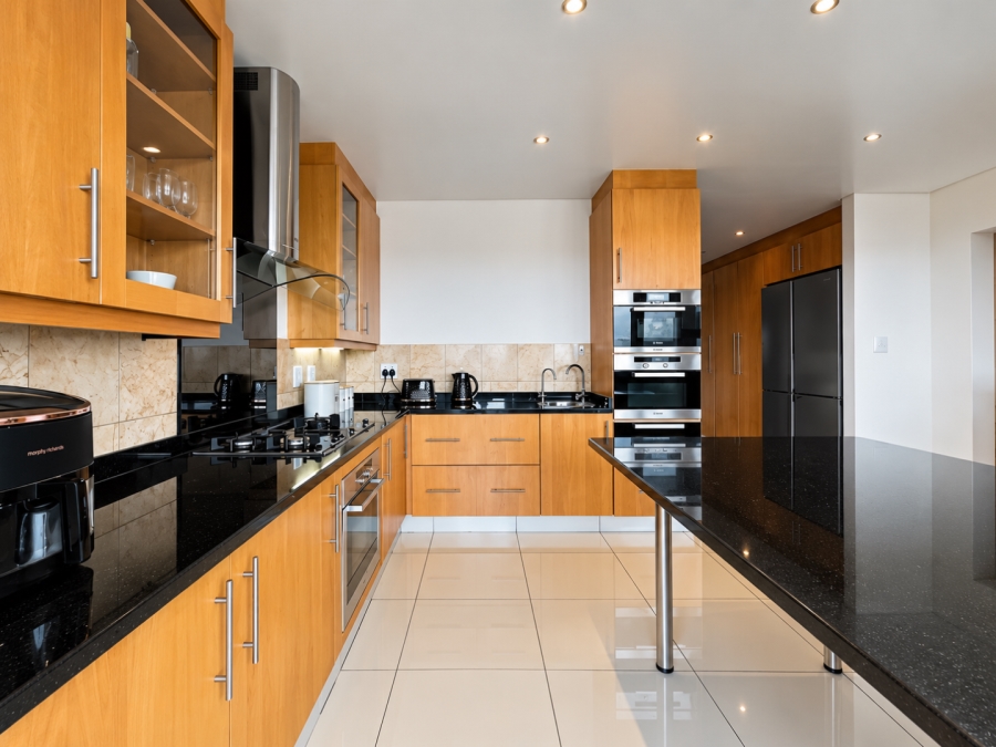 To Let 4 Bedroom Property for Rent in Morningside Gauteng