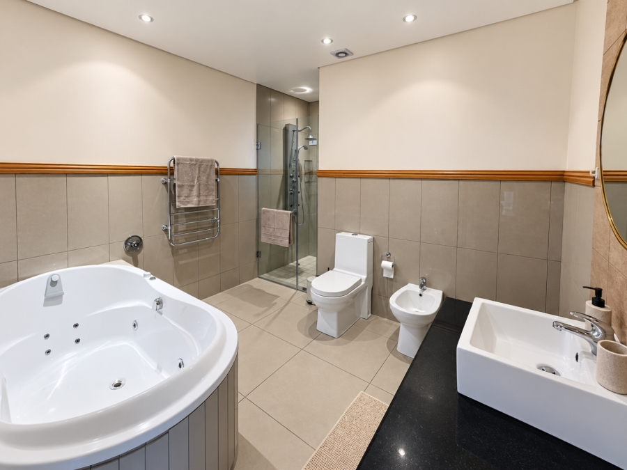 To Let 4 Bedroom Property for Rent in Morningside Gauteng