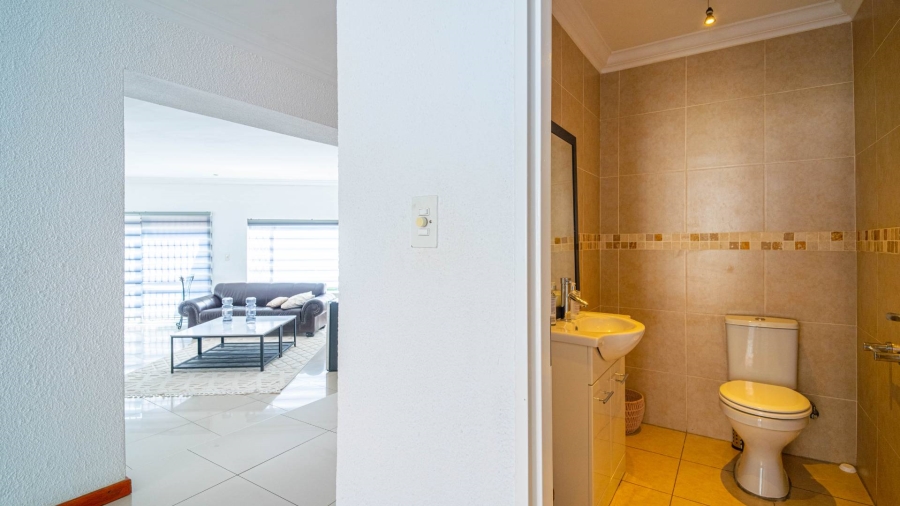 4 Bedroom Property for Sale in Douglasdale Gauteng
