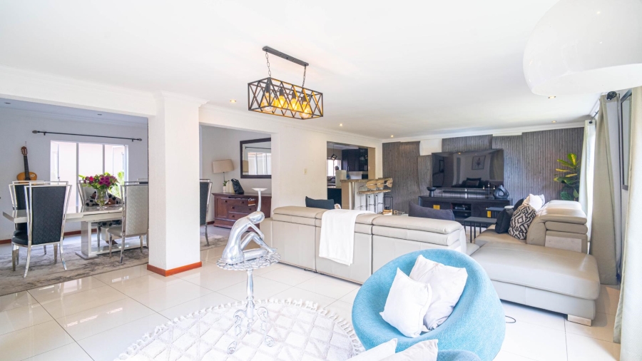 4 Bedroom Property for Sale in Douglasdale Gauteng