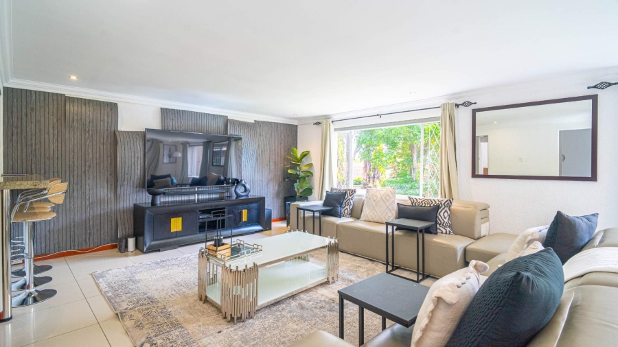 4 Bedroom Property for Sale in Douglasdale Gauteng