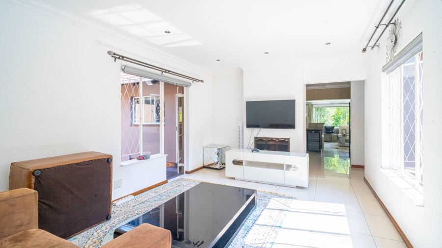 4 Bedroom Property for Sale in Douglasdale Gauteng