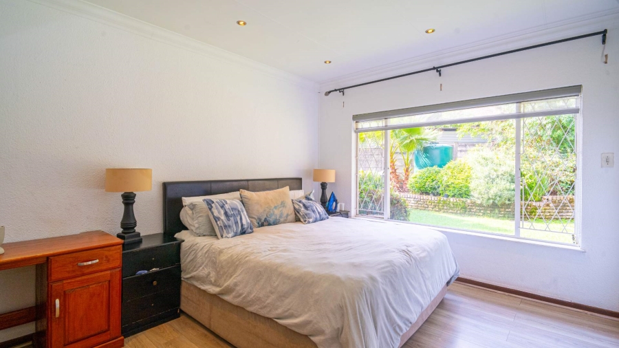 4 Bedroom Property for Sale in Douglasdale Gauteng