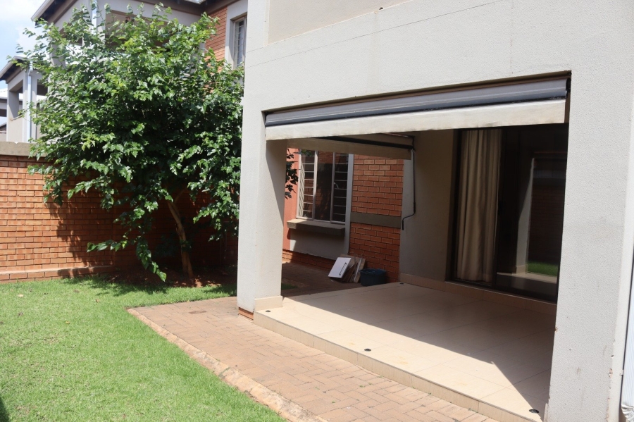 To Let 2 Bedroom Property for Rent in Andeon Gauteng