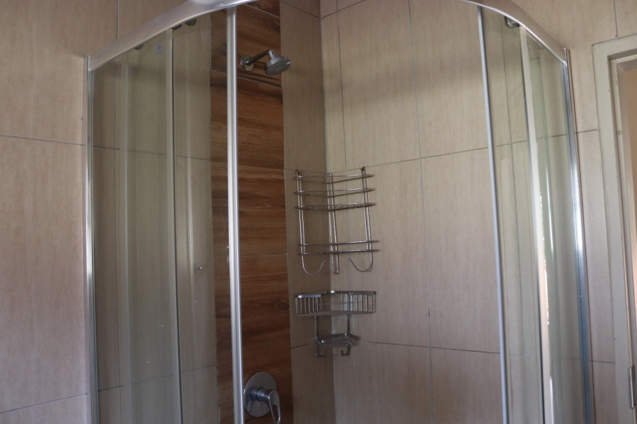 To Let 2 Bedroom Property for Rent in Andeon Gauteng