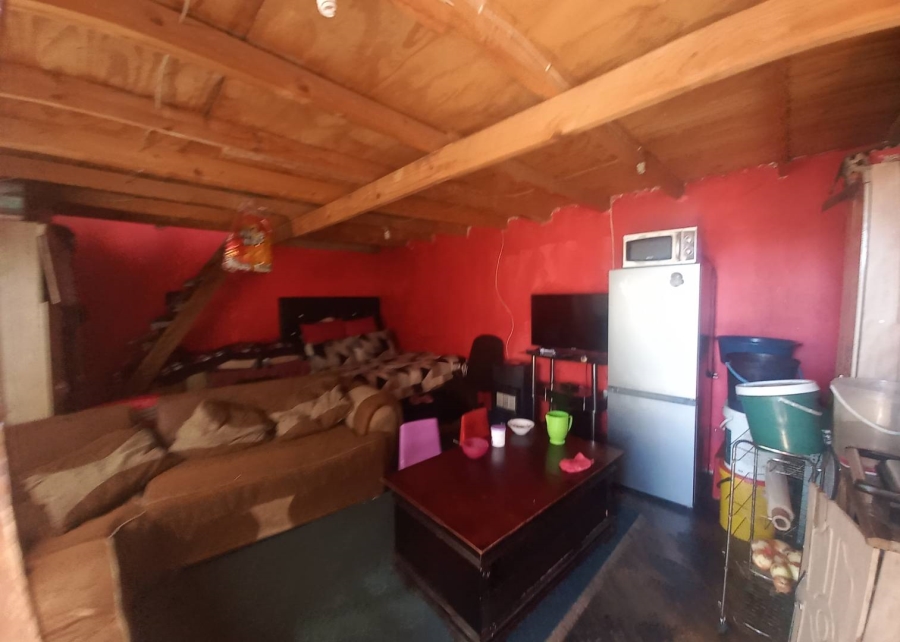 6 Bedroom Property for Sale in Ivory Park Gauteng