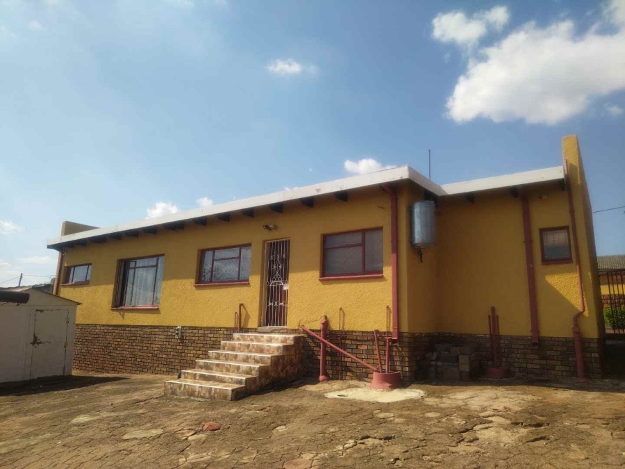 To Let 3 Bedroom Property for Rent in Soshanguve AA Gauteng
