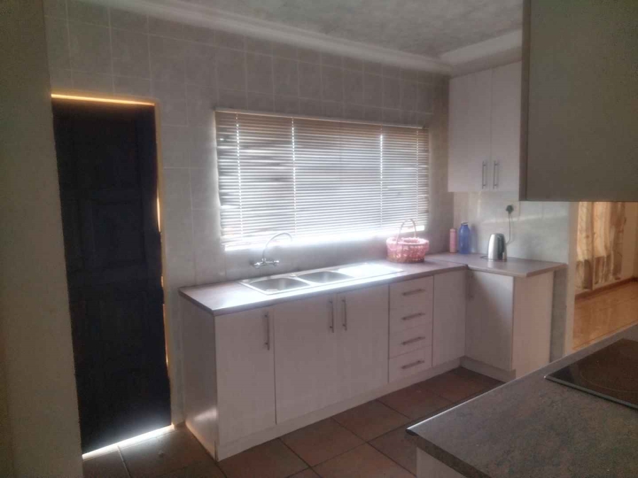 To Let 3 Bedroom Property for Rent in Soshanguve AA Gauteng