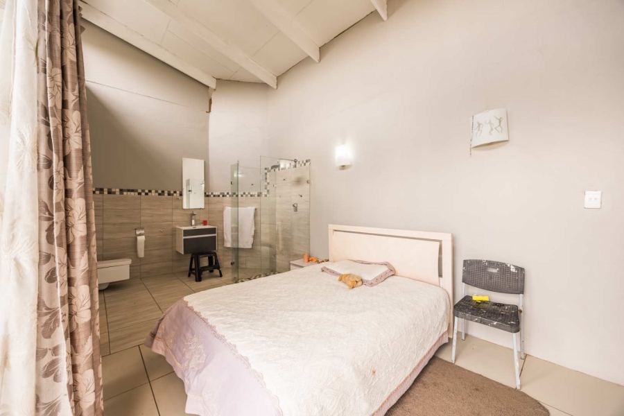 To Let 5 Bedroom Property for Rent in The Hills Game Reserve Estate Gauteng