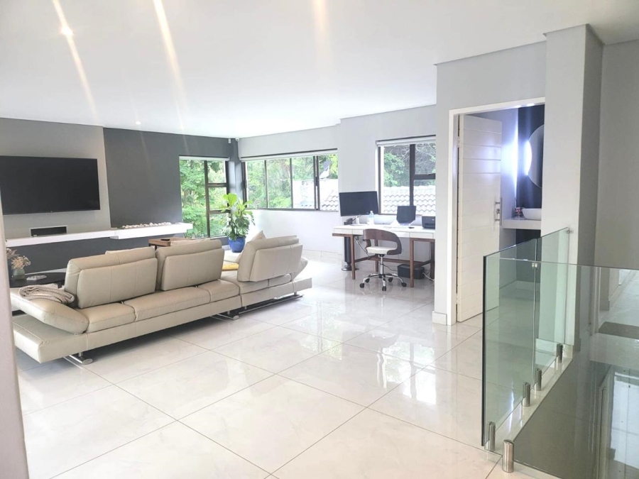 To Let 3 Bedroom Property for Rent in Waterkloof Ridge Gauteng