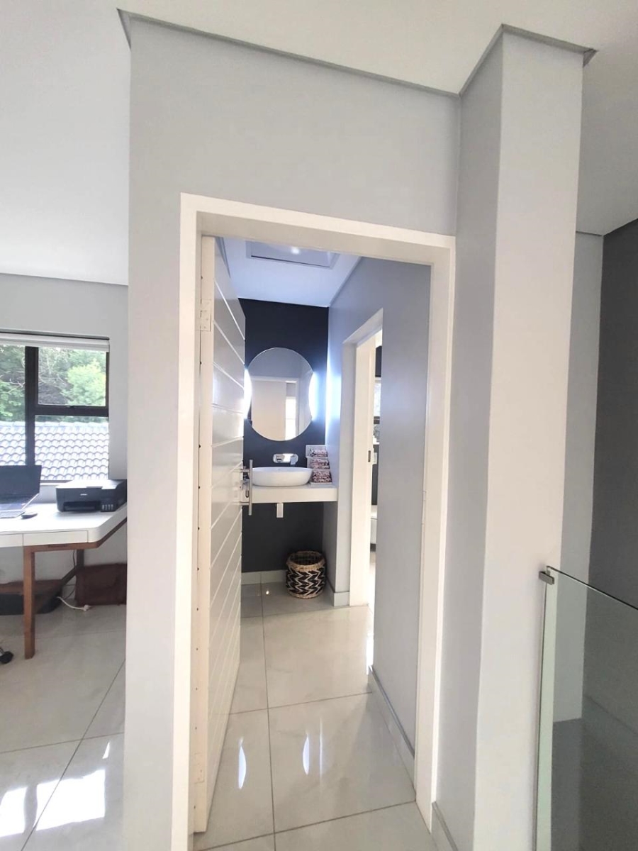 To Let 3 Bedroom Property for Rent in Waterkloof Ridge Gauteng