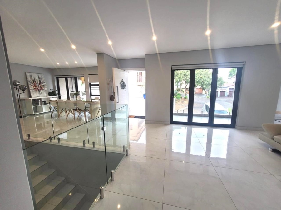 To Let 3 Bedroom Property for Rent in Waterkloof Ridge Gauteng