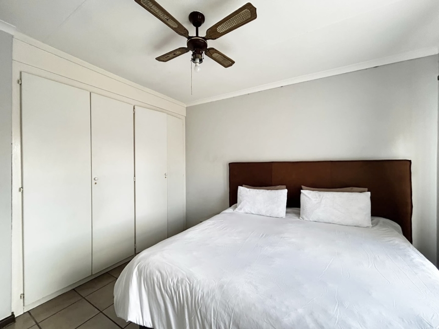 2 Bedroom Property for Sale in Garsfontein Gauteng