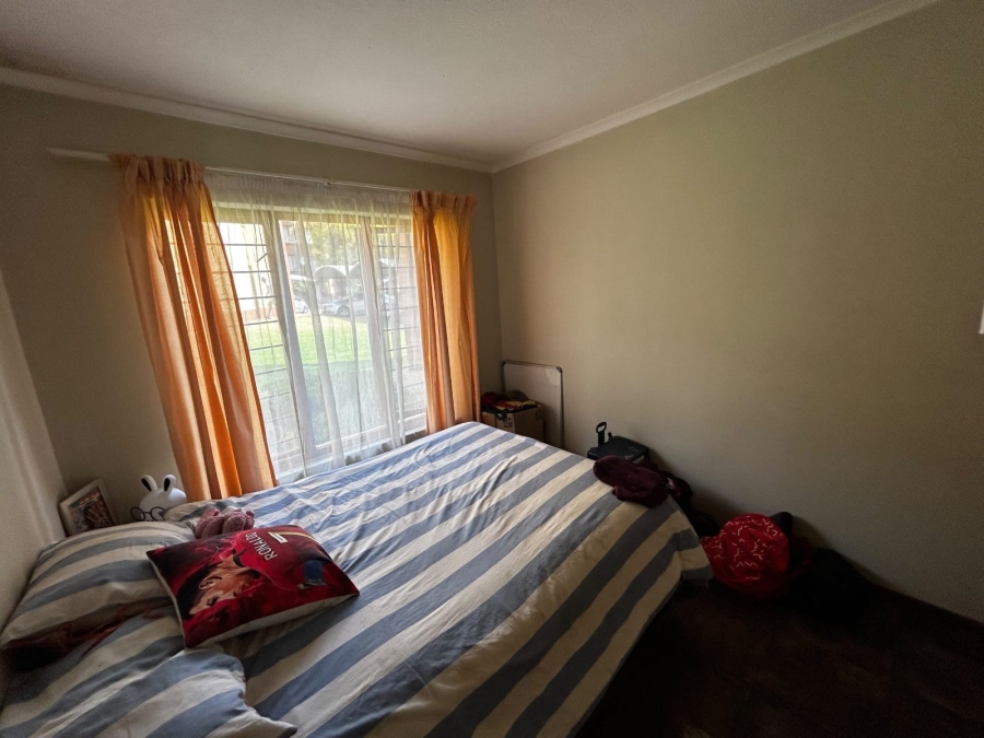 2 Bedroom Property for Sale in Montana Tuine Gauteng