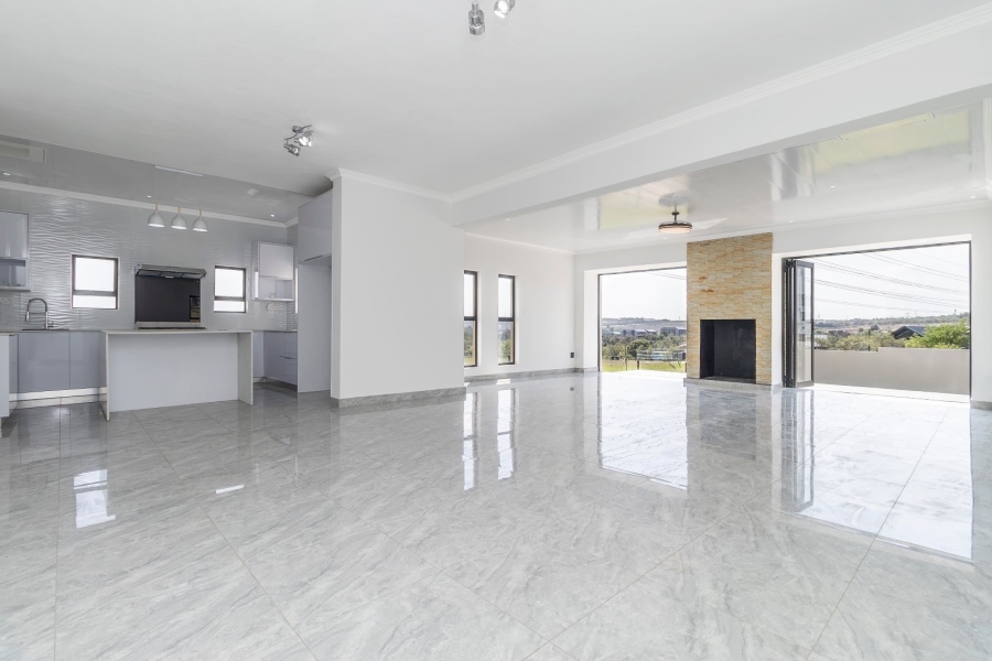5 Bedroom Property for Sale in Helderfontein Estate Gauteng
