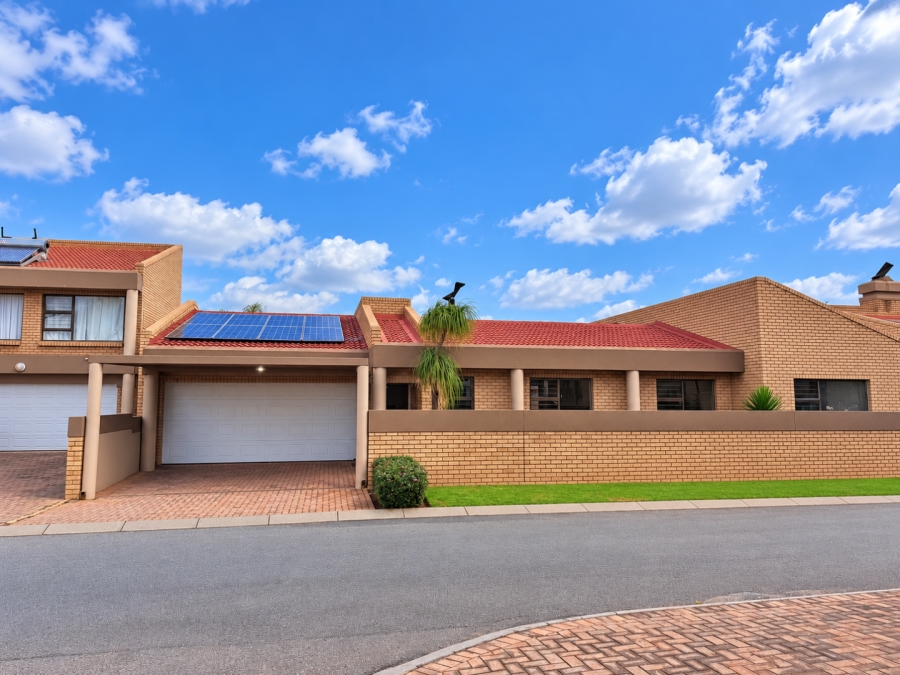 3 Bedroom Property for Sale in Bartlett Gauteng