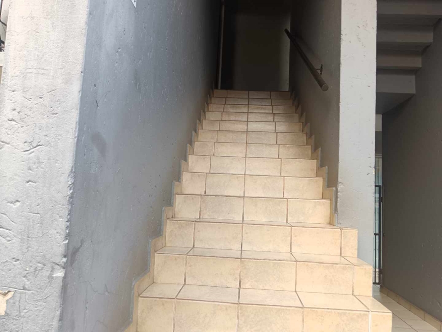 2 Bedroom Property for Sale in Bardene Gauteng