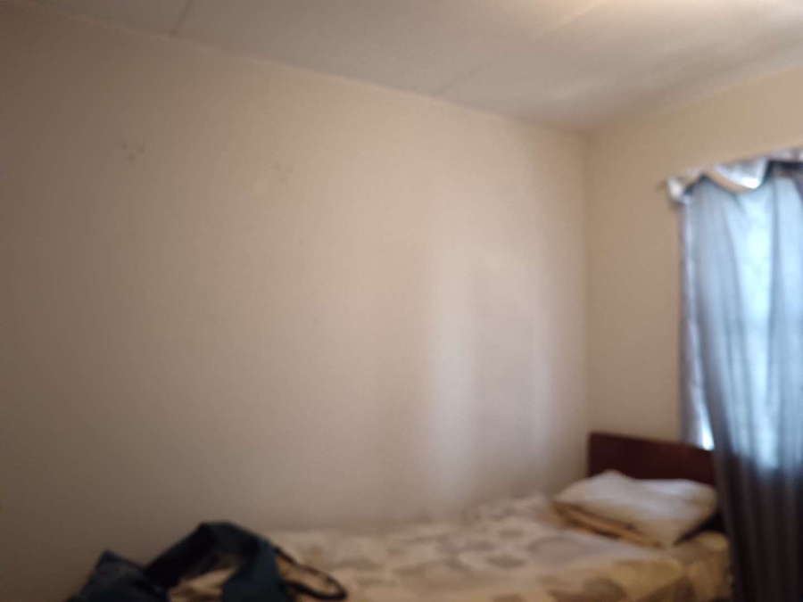 2 Bedroom Property for Sale in Bardene Gauteng