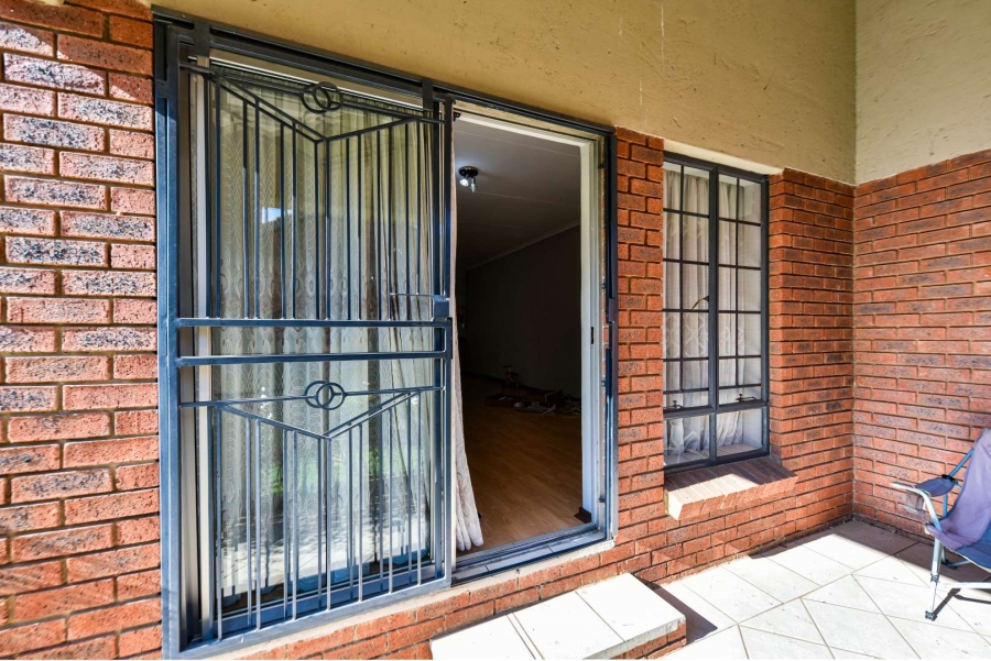 To Let 3 Bedroom Property for Rent in Mooikloof Ridge Gauteng