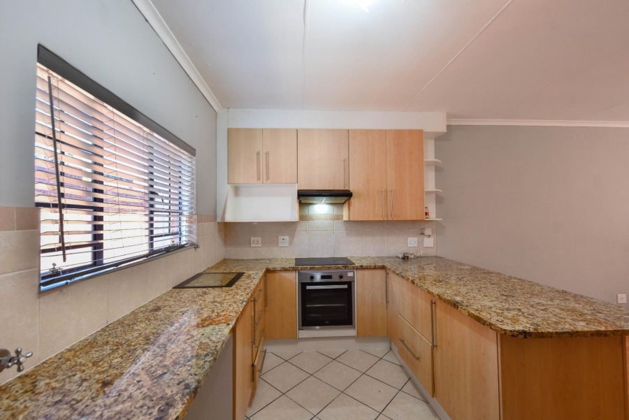 To Let 3 Bedroom Property for Rent in Mooikloof Ridge Gauteng