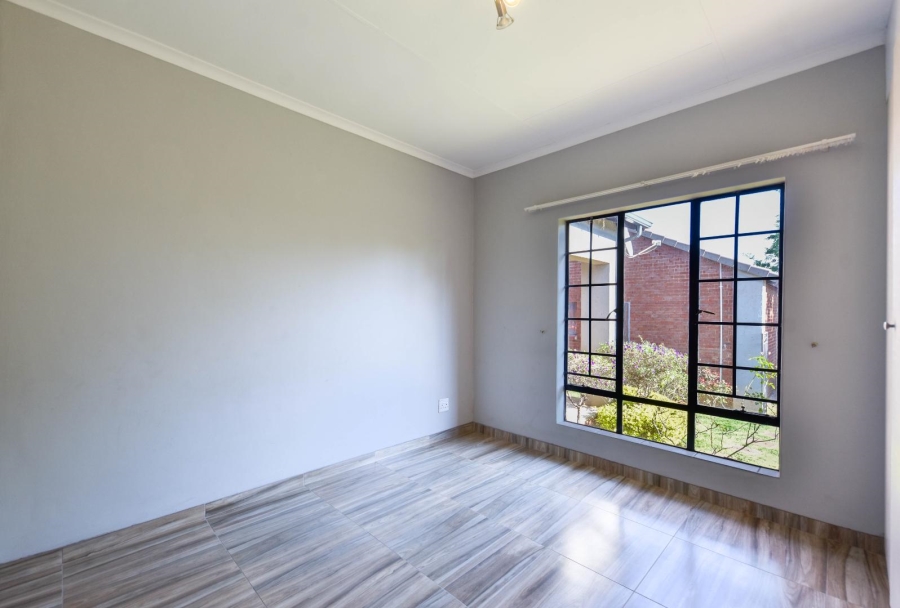 To Let 3 Bedroom Property for Rent in Mooikloof Ridge Gauteng