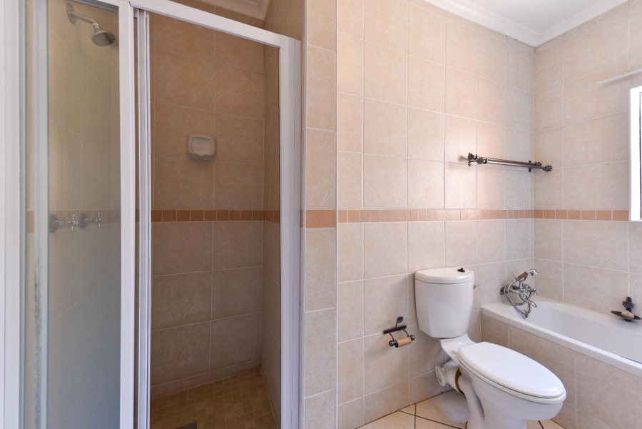 To Let 3 Bedroom Property for Rent in Mooikloof Ridge Gauteng