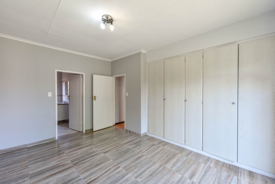 To Let 3 Bedroom Property for Rent in Mooikloof Ridge Gauteng