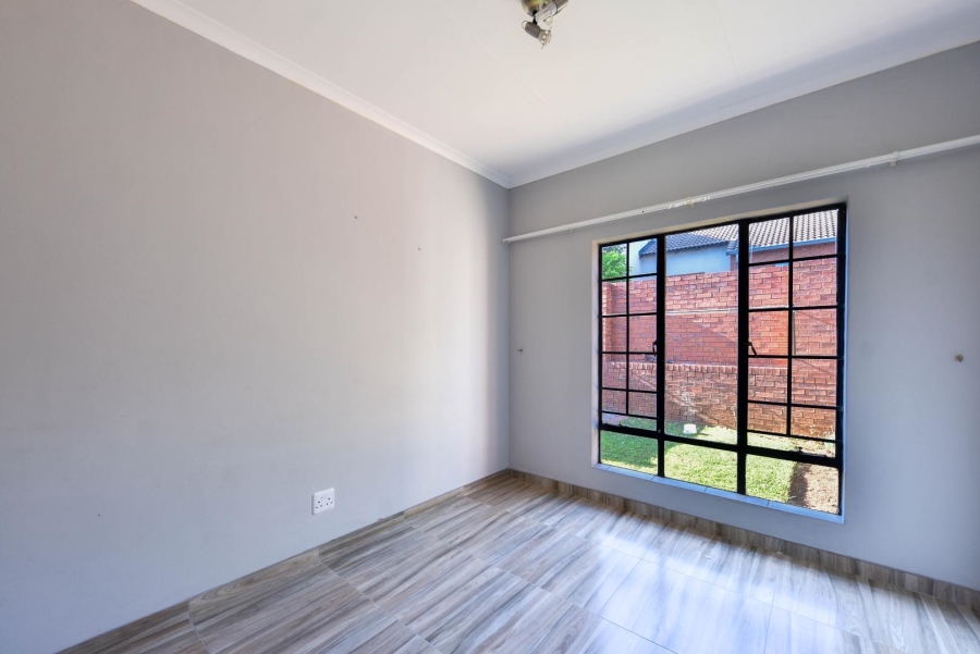 To Let 3 Bedroom Property for Rent in Mooikloof Ridge Gauteng