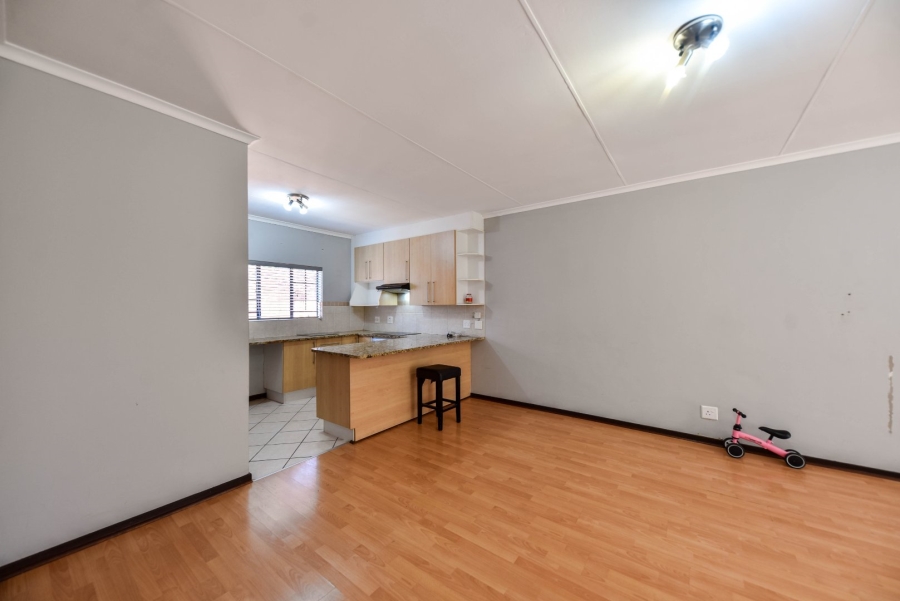 To Let 3 Bedroom Property for Rent in Mooikloof Ridge Gauteng