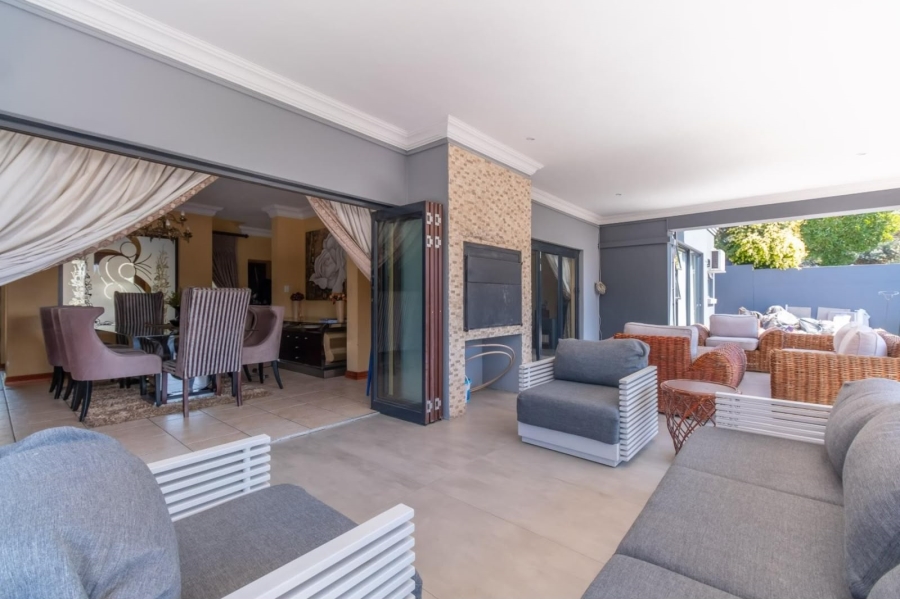 4 Bedroom Property for Sale in Olivedale Gauteng