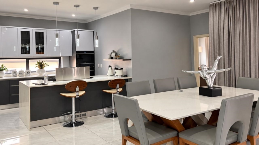 4 Bedroom Property for Sale in Olivedale Gauteng