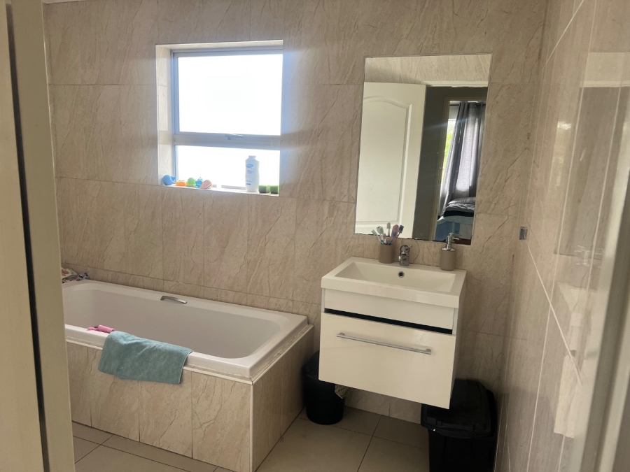 3 Bedroom Property for Sale in Ferndale Gauteng