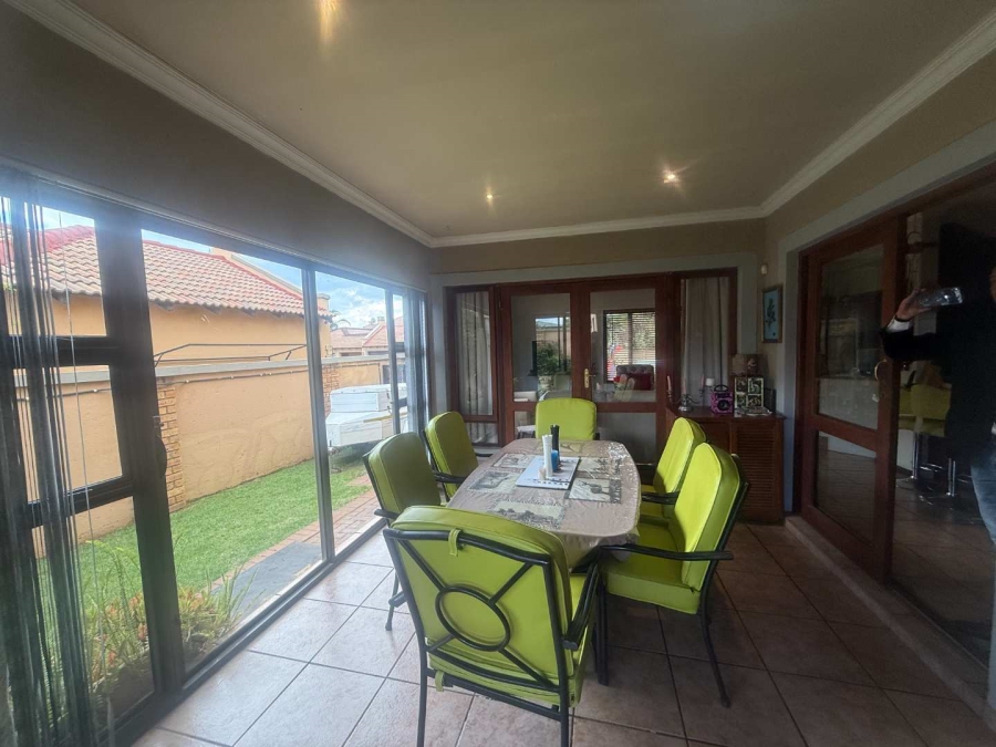 3 Bedroom Property for Sale in Hughes Gauteng