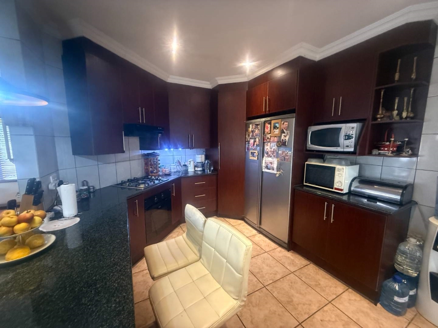 3 Bedroom Property for Sale in Hughes Gauteng