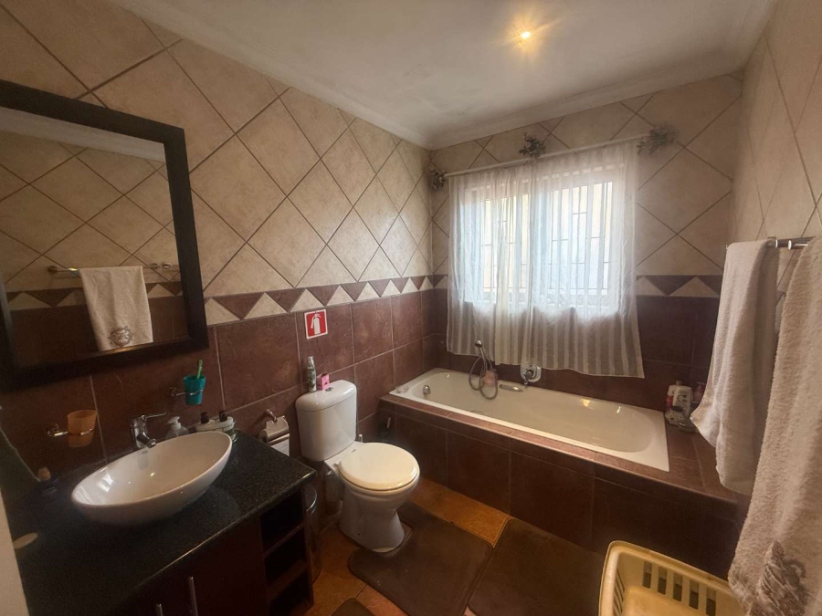 3 Bedroom Property for Sale in Hughes Gauteng