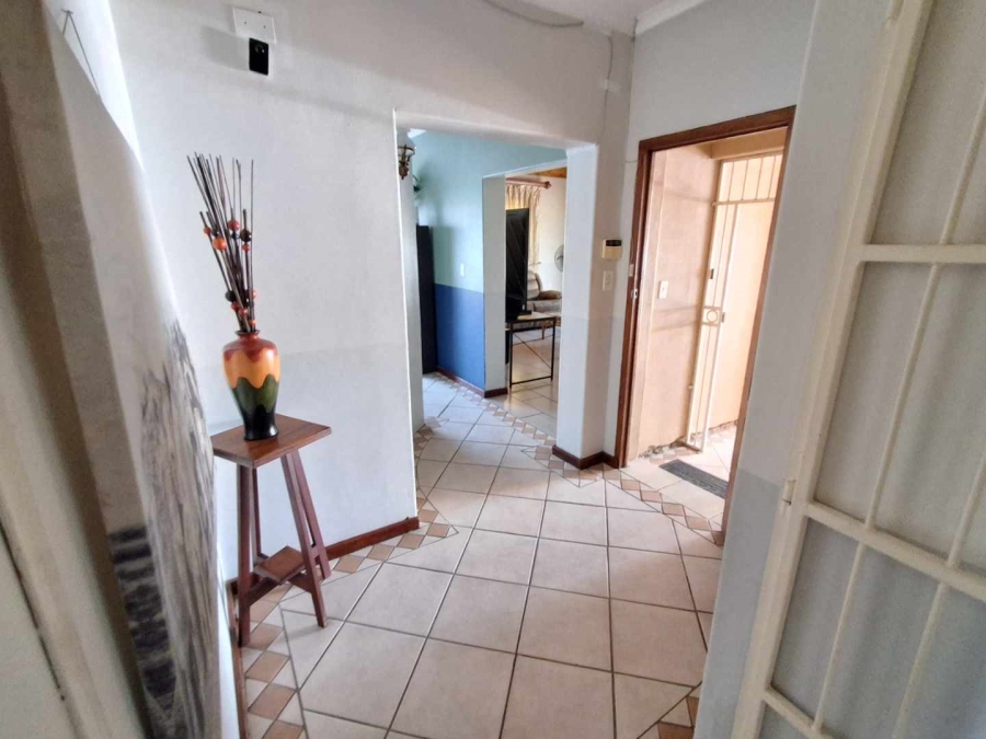 7 Bedroom Property for Sale in Meyerspark Gauteng