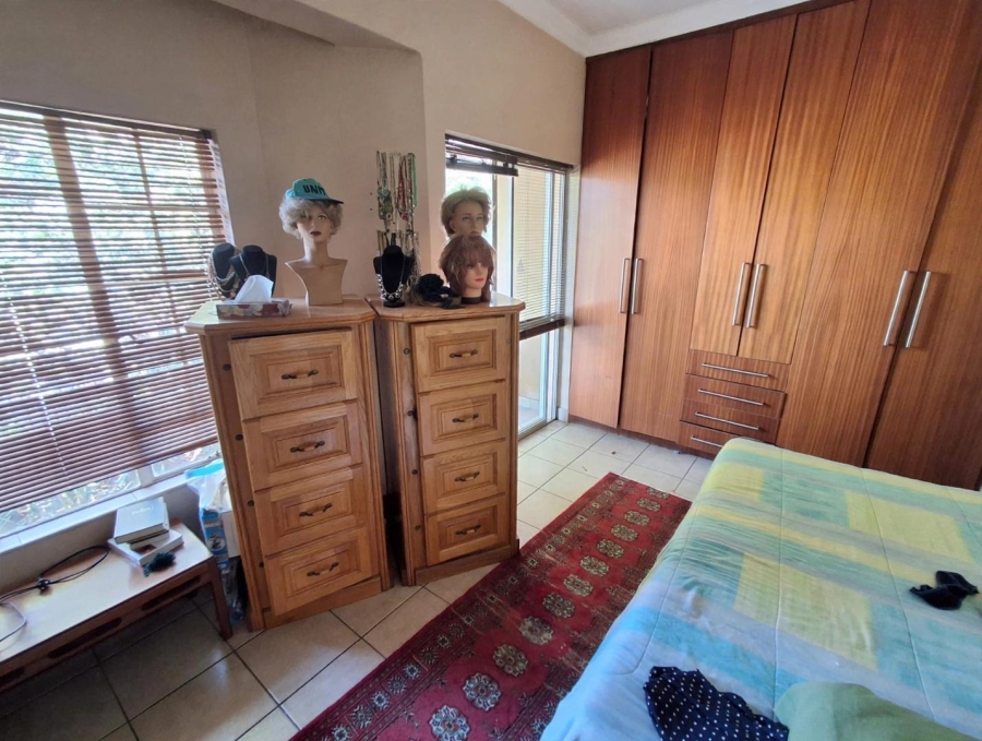 7 Bedroom Property for Sale in Meyerspark Gauteng