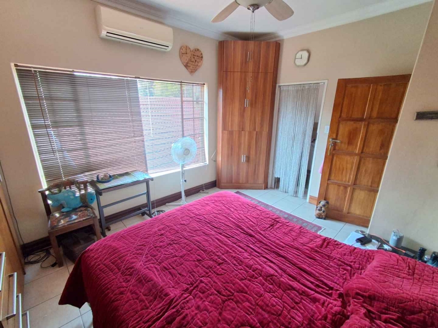 7 Bedroom Property for Sale in Meyerspark Gauteng