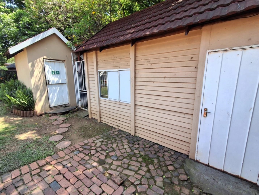 7 Bedroom Property for Sale in Meyerspark Gauteng