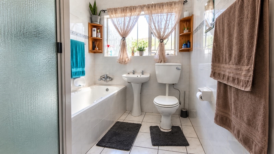 3 Bedroom Property for Sale in Florentia Gauteng