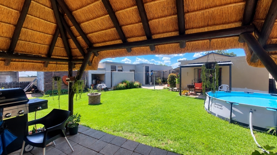 3 Bedroom Property for Sale in Florentia Gauteng
