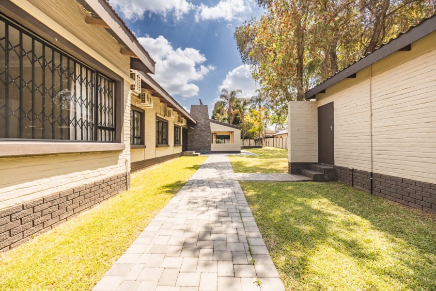 To Let 4 Bedroom Property for Rent in Menlo Park Gauteng