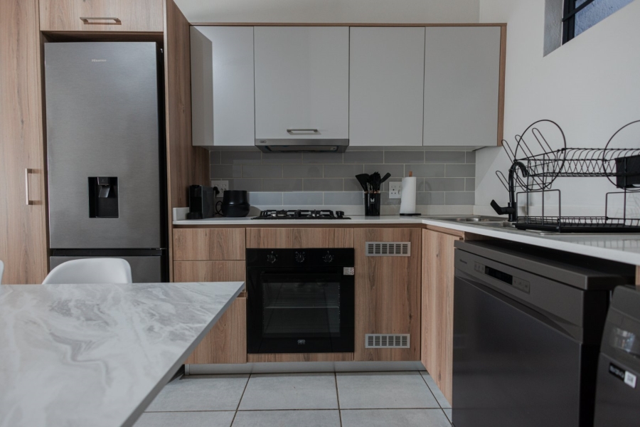 To Let 3 Bedroom Property for Rent in Pinehaven Gauteng