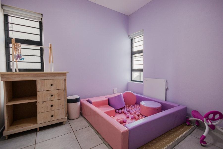 To Let 3 Bedroom Property for Rent in Pinehaven Gauteng