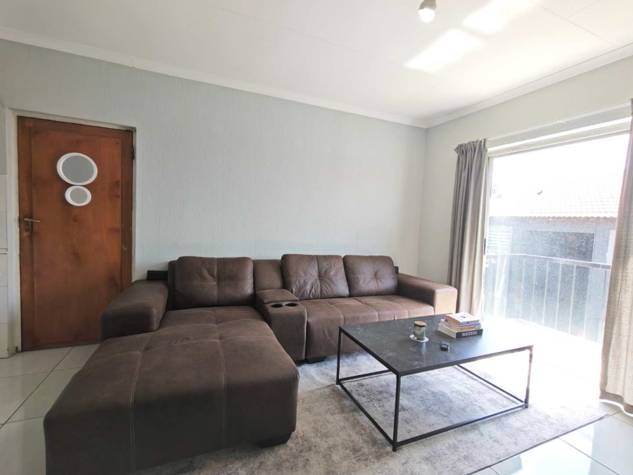 2 Bedroom Property for Sale in North Riding Gauteng