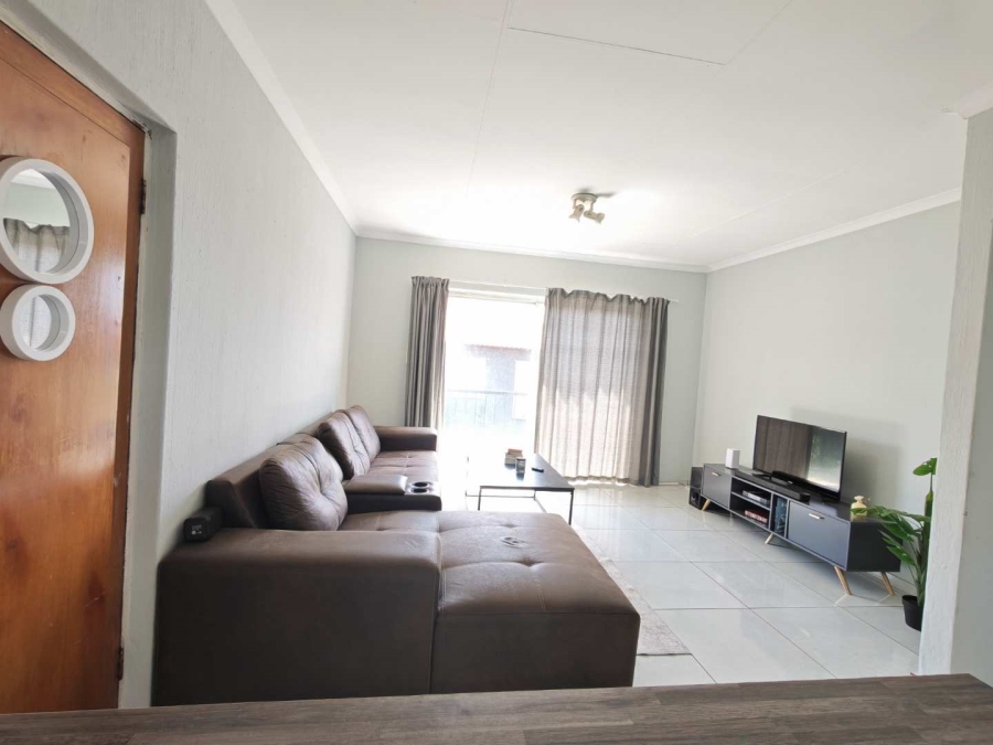 2 Bedroom Property for Sale in North Riding Gauteng
