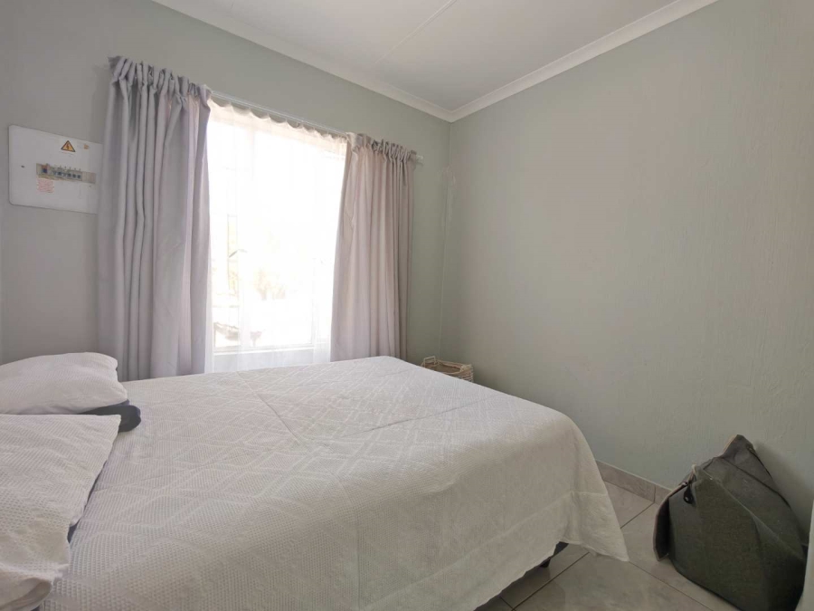 2 Bedroom Property for Sale in North Riding Gauteng