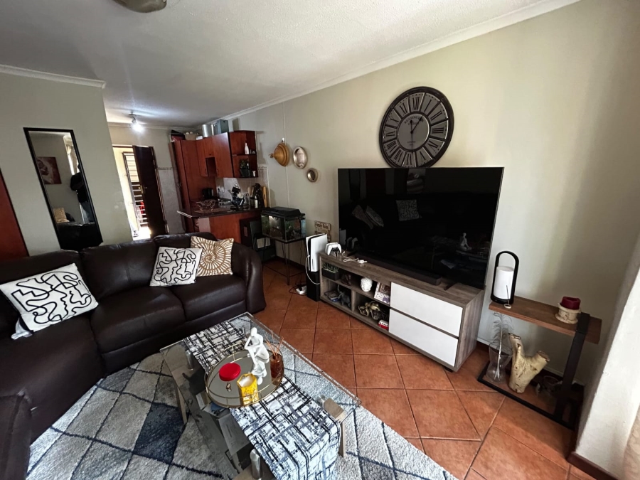 2 Bedroom Property for Sale in Montana Gauteng